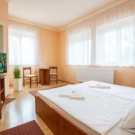 Betty Apartment *